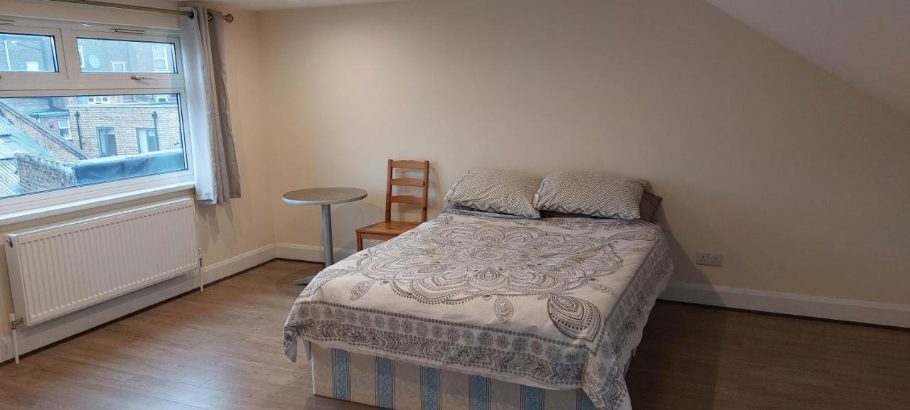 Family Friendly 3 Bedroom Flat Zone 2 - Children Stay Free! London Exteriör bild