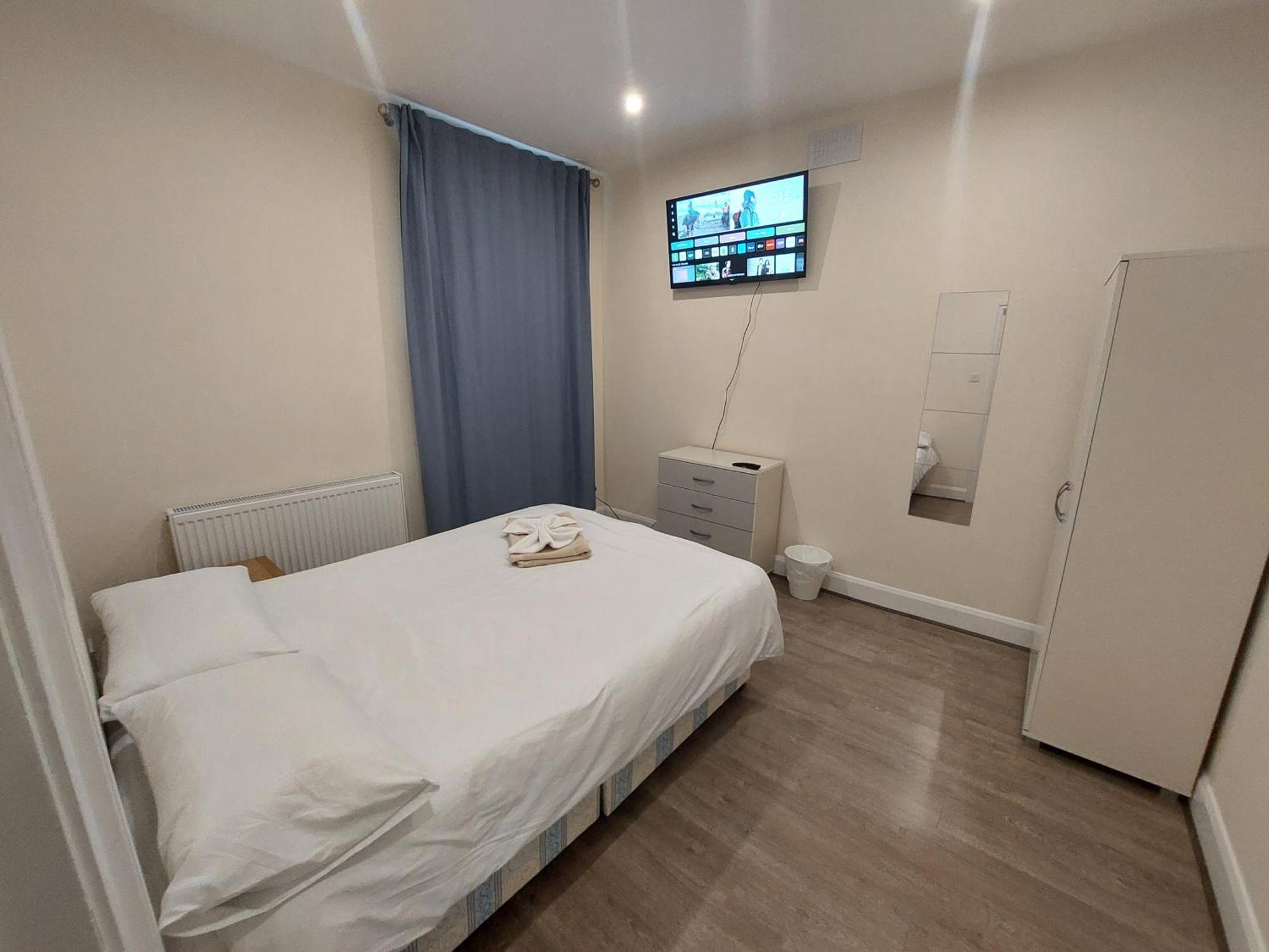 Family Friendly 3 Bedroom Flat Zone 2 - Children Stay Free! London Exteriör bild